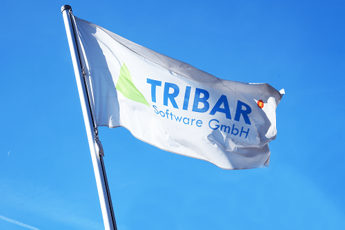 TRIBAR Firmenzentrale Fahne